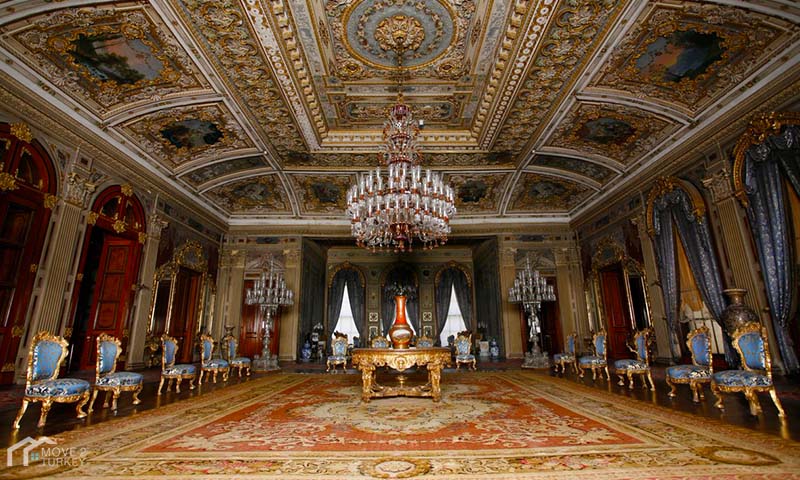 Dolmabahçe Palace hall