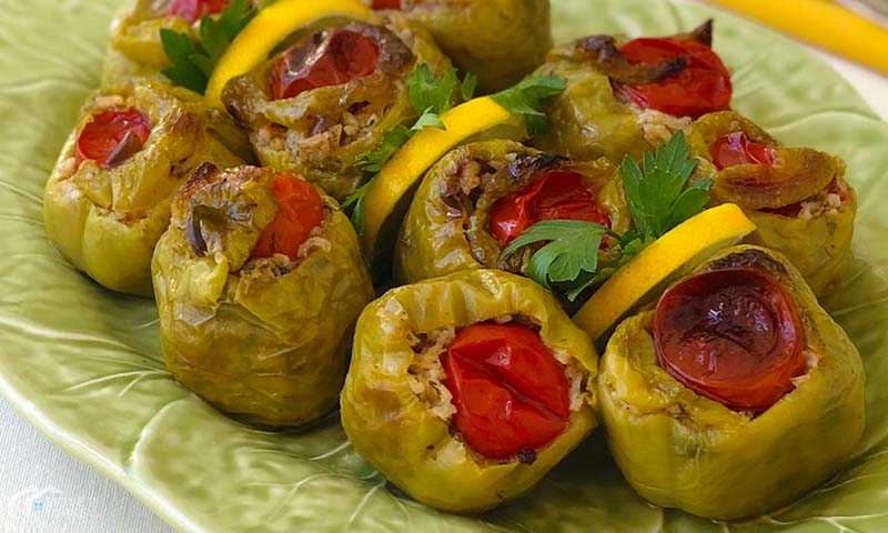 Turkish Stuffed Peppers Recipe (Dolma)